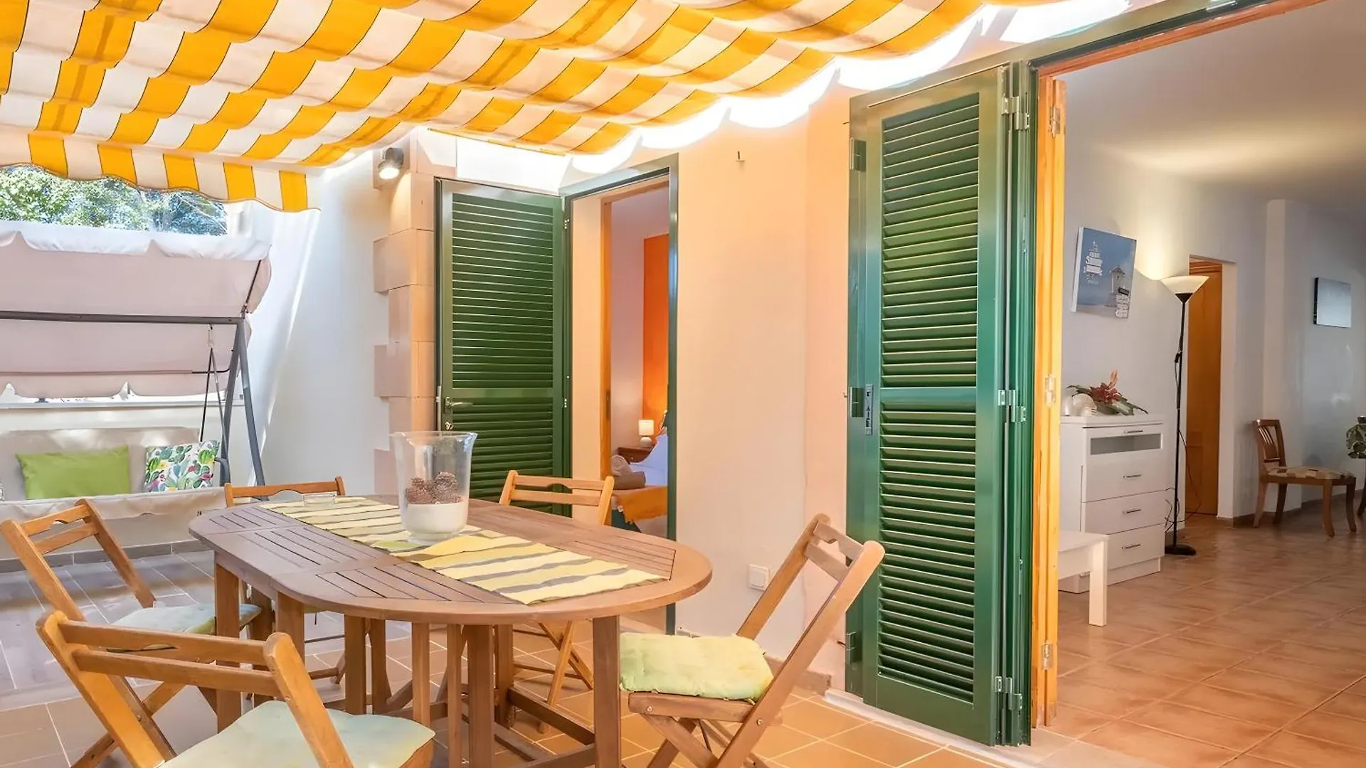 캔 피카폴트 Santa Eulalia 아파트